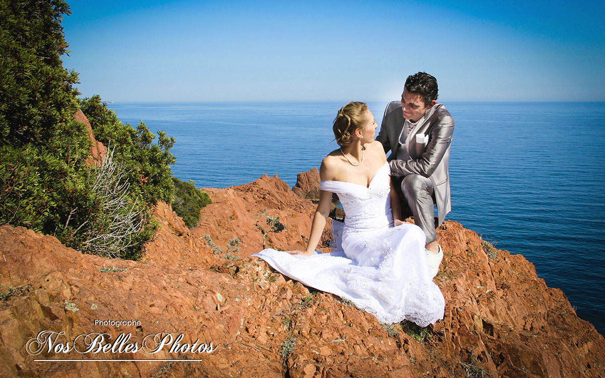 Bon plan shooting photo couple de mariage Théoule-sur-Mer, photographe mariage Théoule-sur-Mer 06