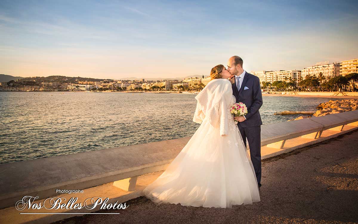 Séance photo couple de mariage à Cannes, photographe mariage Cannes 06