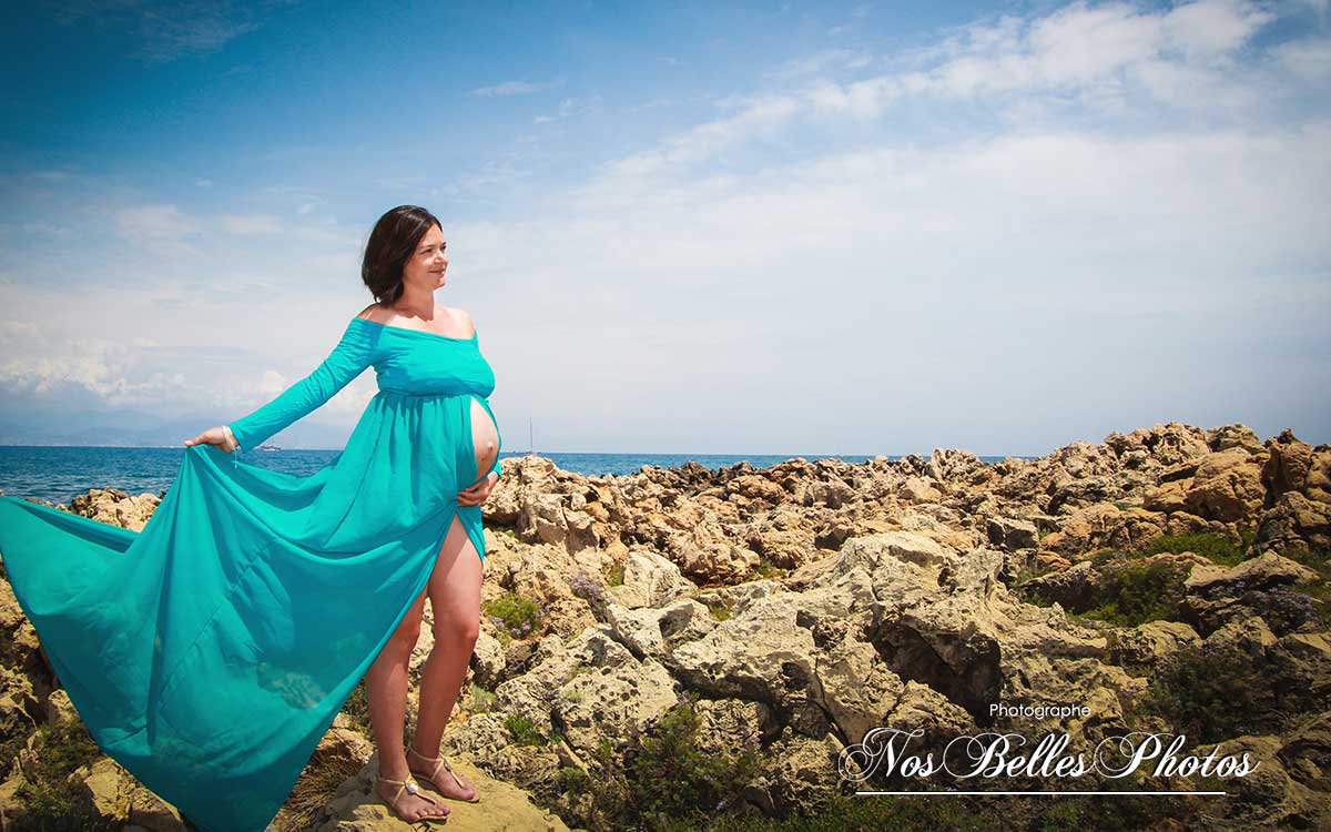 Séance photo grossesse à Cannes, photographe shooting photo de femme enceinte Cannes 06