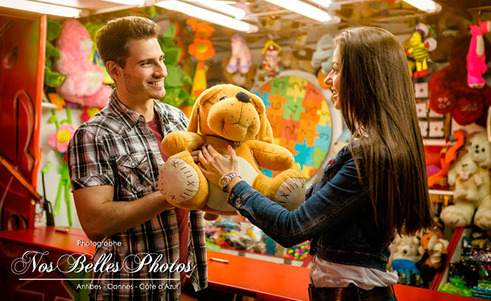 Photo couple Cannes, séance photo engagement Cannes, photographe couple Antibes